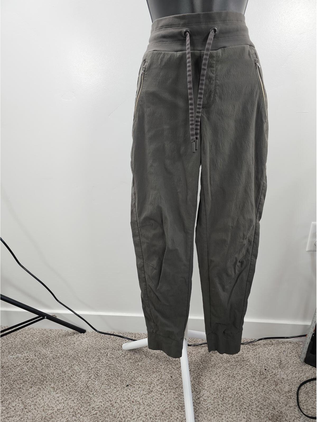 Athleta Trekkie North Joggers Sz 4